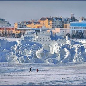 the king of the snowmen lives here until spring