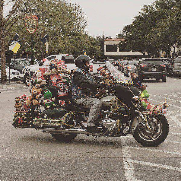 everyone was terrified of this guy at the biker bar