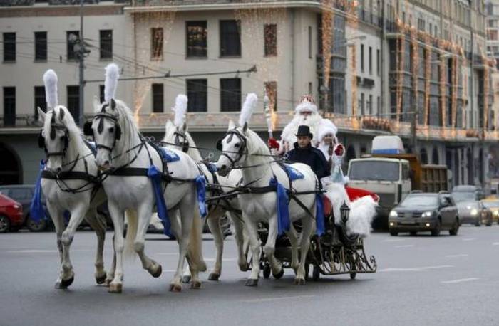 fancy santa has a chauffeur