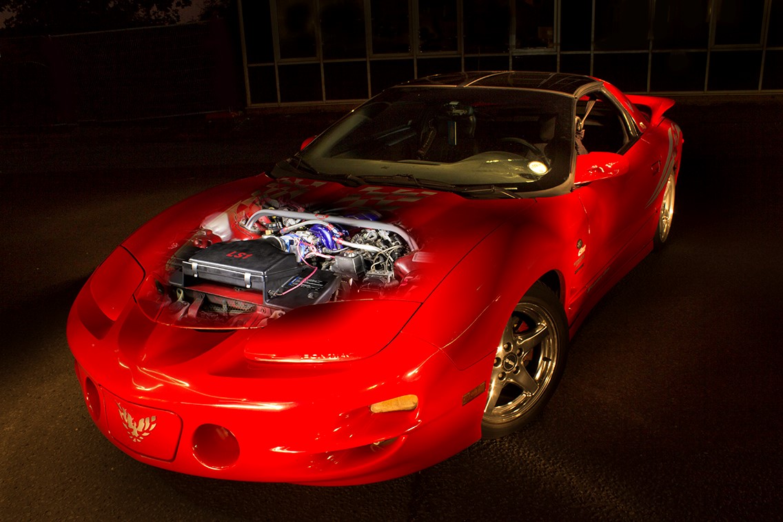 Photos shoot with uncovered engine bay.