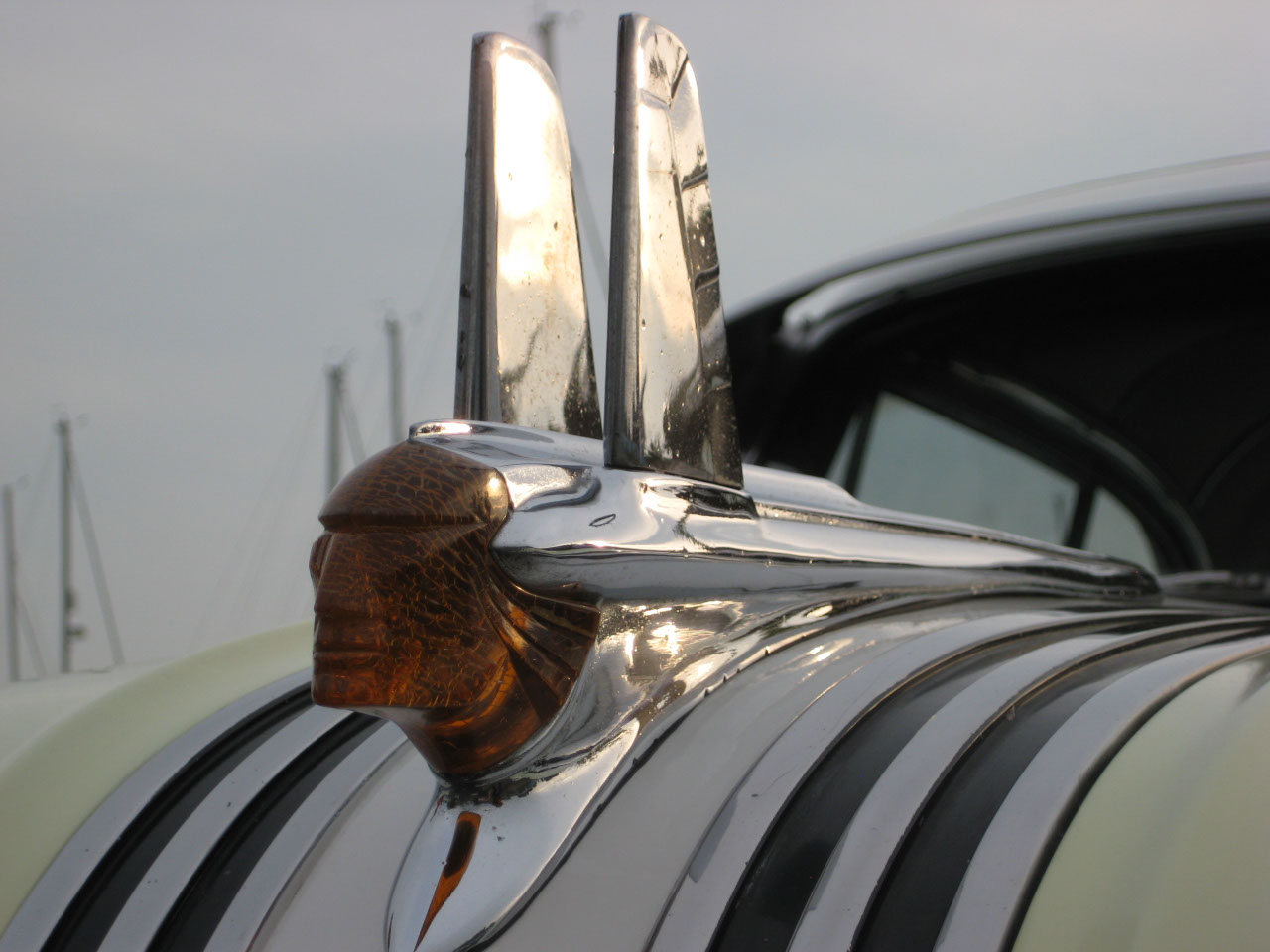 Pontiac emblem