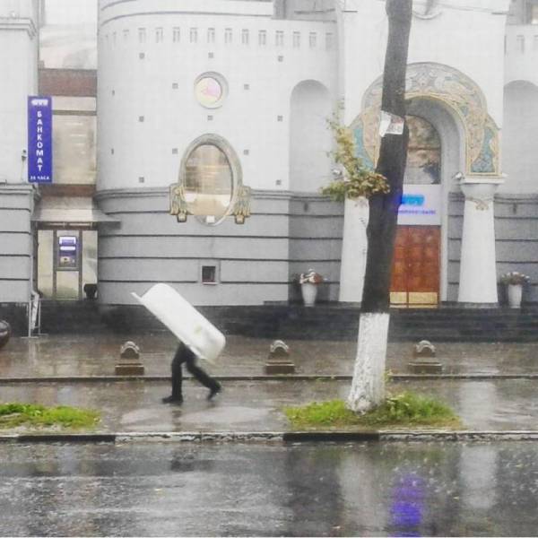 pro tip when you can t find your umbrella use a bathtub