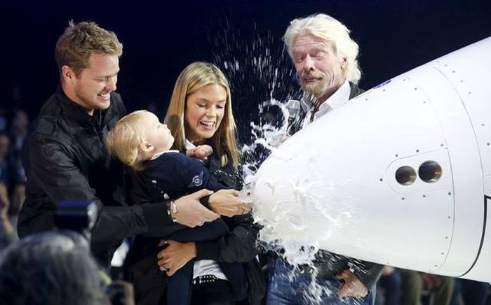 richard branson hired one tiny pilot