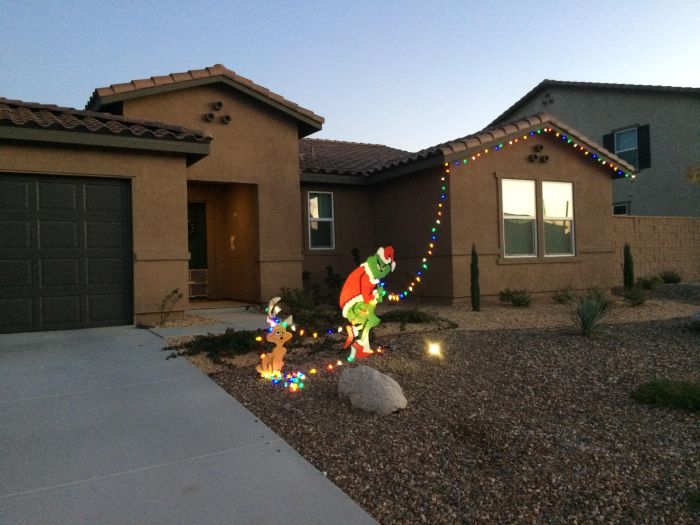 sometimes the most creative decorations are the laziest