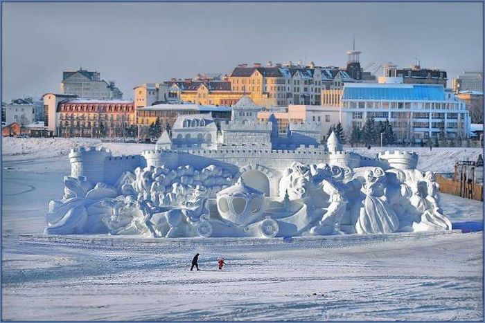 the king of the snowmen lives here until spring