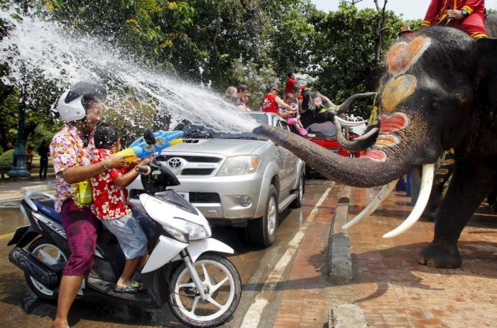 the middle school car wash was a success