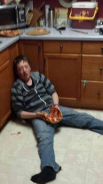 when you drunk so hard you cant pizza